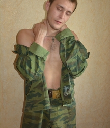 Russian solldier 5b1f9e4b1e572.jpg
