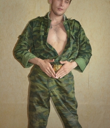 Russian solldier 5b1f9e6ed49ca.jpg