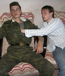 Russian solldier 5b669a2ac5fda.jpg