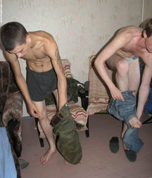 Russian solldier 5b669aa3716de.jpg