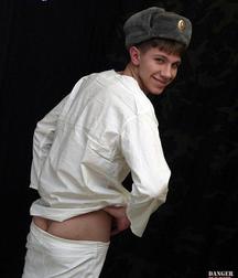 Russian cadet Andrey 5b66fad93eabf.jpg