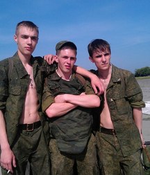 Real russian soldiers 5b66ffba4c0ef.jpg