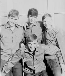 vintage. Soviet soldiers 5b673d3931a76.jpg