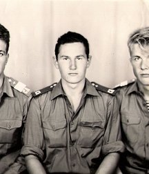 vintage. Soviet soldiers 5b67417504edc.jpg