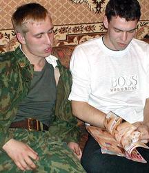 Russian solldier and gay 5b69327eeeb76.jpg