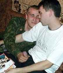 Russian solldier and gay 5b69328e12941.jpg