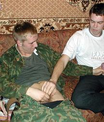 Russian solldier and gay 5b69329a932eb.jpg