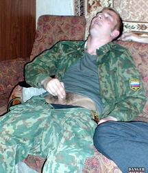 Russian solldier and gay 5b69329fc7b5e.jpg