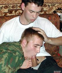 Russian solldier and gay 5b6932a76286b.jpg
