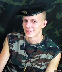 Real russian soldier 5b69351fb1553.jpg