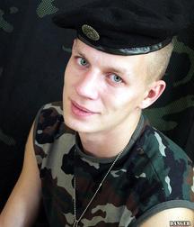 Real russian soldier 5b69352104ac9.jpg