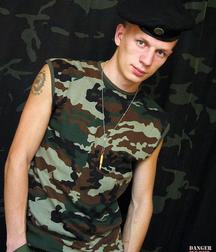 Real russian soldier 5b69352508f2d.jpg