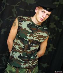 Real russian soldier 5b69352795858.jpg