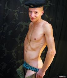 Real russian soldier 5b6935347c8eb.jpg