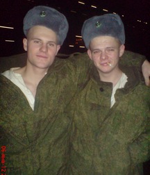 Real russian soldier.SMOKING  5b69577830dd5.jpg