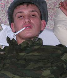 Real russian soldier.SMOKING  5b695bd4bccde.jpg