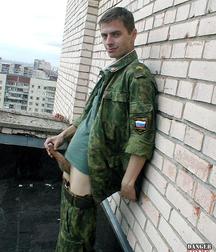 Russian soldier Oleg 5b699eee25edf.jpg