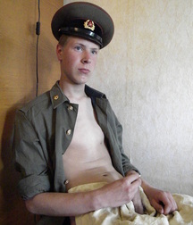 Russian soldier Oleg 5b699fc3cdba0.jpg