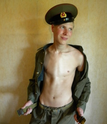 Real russian soldier Sanyok 5b69c3aa73ebf.jpg