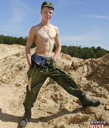 Russian soldier Ginger 5b69ef502051e.jpg