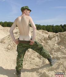 Russian soldier Ginger 5b69ef523a90f.jpg