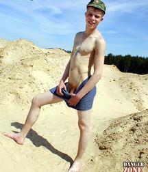 Russian soldier Ginger 5b69ef76e8151.jpg