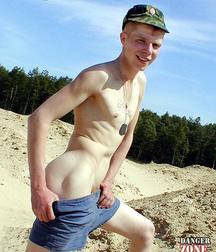 Russian soldier Ginger 5b69ef793e907.jpg
