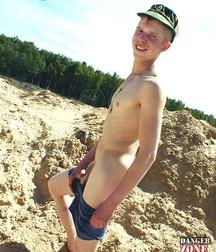 Russian soldier Ginger 5b69ef7d08a5a.jpg