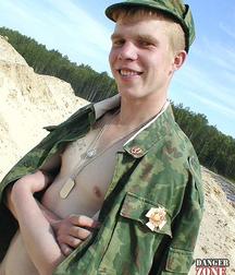 Russian soldier Ginger 5b69ef9a49eb0.jpg