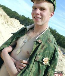 Russian soldier Ginger 5b69ef9c9211c.jpg