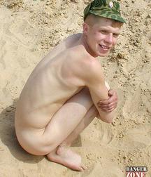 Russian soldier Ginger 5b69efb7aba62.jpg