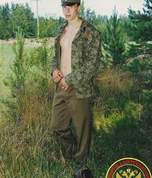 officer and soldier 5b6aa2b1d31dc.jpg
