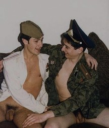 Russian guys in uniform 5b6ab7538a103.jpg
