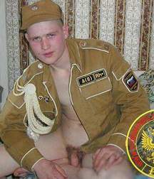 Soldiers visiting 5b6abd0624aa2.jpg