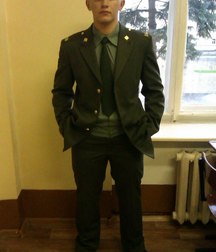 Boys in uniform 5b6bc417e10b6.jpg