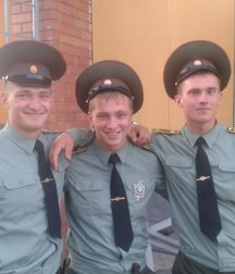Boys in uniform 5b6bc42033a34.jpg