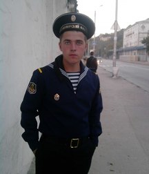 Boys in uniform 5b6bc44a27361.jpg