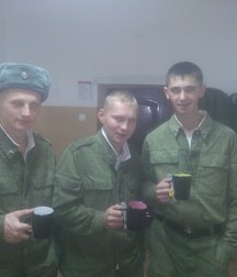 Boys in uniform 5b6bc45235c9b.jpg