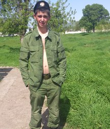Boys in uniform 5b6bc4619ed8a.jpg