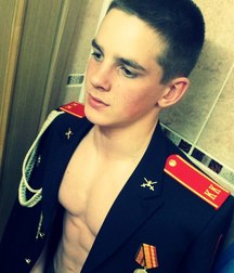 Boys in uniform 5b6bc46487794.jpg