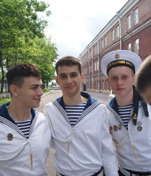 Boys in uniform 5b6bc474a289b.jpg
