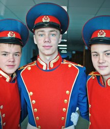 Boys in uniform 5b6bc49bab0f1.jpg