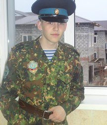 Boys in uniform 5b6bc49d0119f.jpg