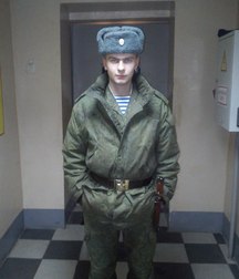 Boys in uniform 5b6bc4d2c7ee3.jpg