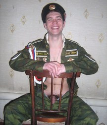 Real russian soldier Lyosha 5b6bd3066fc61.jpg