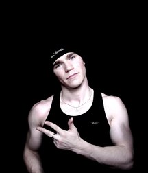 Max 5b6c0477ddb5e.jpg