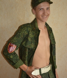 Russian cadet Sasha 5b72a7cf5f98f.jpg