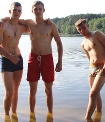 from Russia with love 5b7ab2be39d0d.jpg