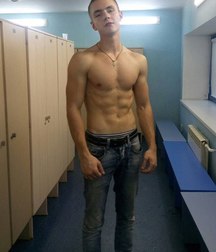 from Russia with love 5b7ab2d6ec714.jpg