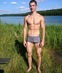 from Russia with love 5b7ab345bd31c.jpg